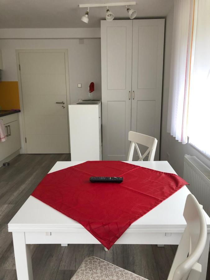 Apartmentvermietung Ingrid Bolkart - Voehlino 2 Illertissen Exteriör bild