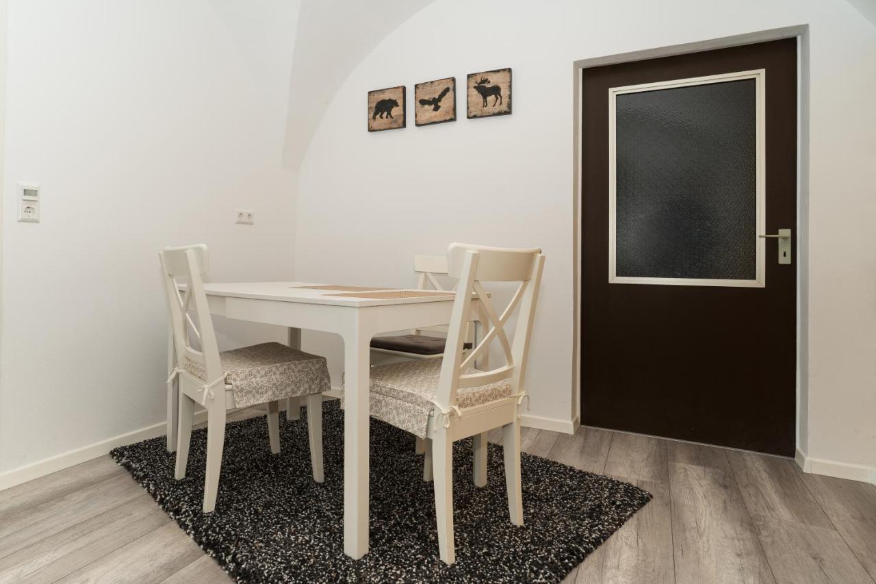 Apartmentvermietung Ingrid Bolkart - Voehlino 2 Illertissen Exteriör bild